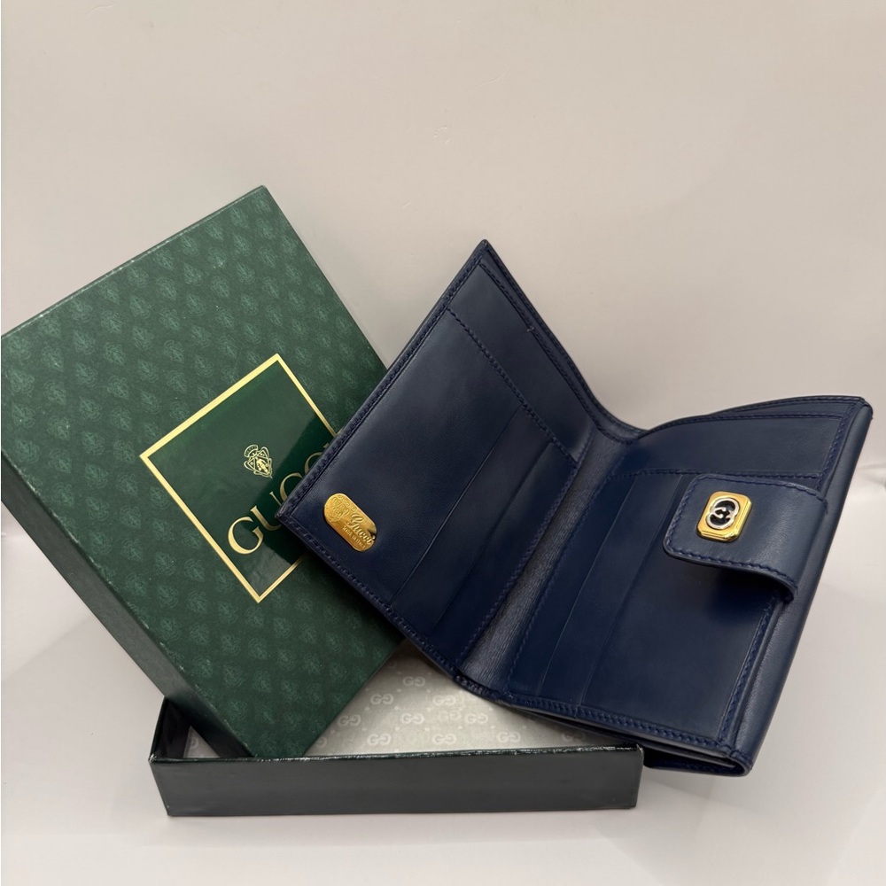Gucci Wallet - Picture 3 of 11